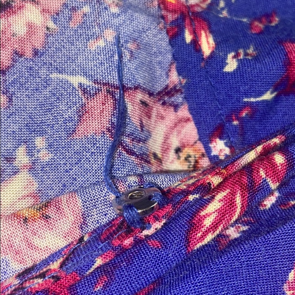 Shirt - Picture 2 of 4